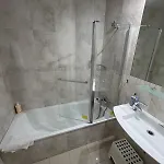 5 Estrellas 4e Con Piscinas Jardines Pistas De Padel Parque Infantil Etc Lejlighed