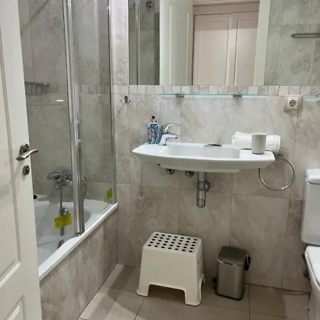 5 Estrellas 4e Con Piscinas Jardines Pistas De Padel Parque Infantil Etc Apartment Benidorm